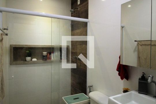 Banheiro Social de apartamento à venda com 2 quartos, 50m² em Engenho Novo, 
