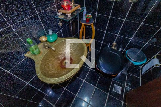 Lavabo  de casa à venda com 3 quartos, 350m² em Ipiranga, São Paulo