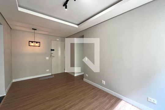 Sala de apartamento para alugar com 1 quarto, 48m² em Vila Monte Alegre, São Paulo