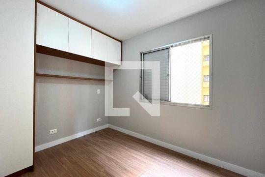 Quarto 1 de apartamento para alugar com 1 quarto, 48m² em Vila Monte Alegre, São Paulo