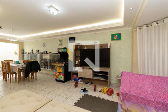 Sala de casa à venda com 3 quartos, 240m² em Horto Santo Antonio, Jundiaí