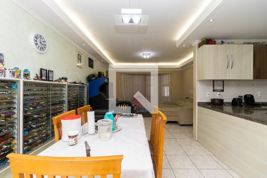 Sala de casa à venda com 3 quartos, 240m² em Horto Santo Antonio, Jundiaí