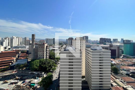 Vista de apartamento à venda com 2 quartos, 47m² em Pompeia, São Paulo