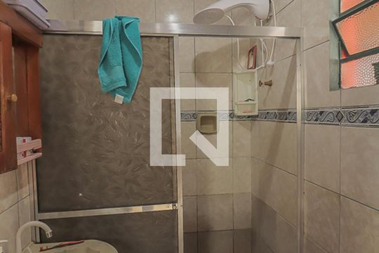 Banheiro de casa à venda com 2 quartos, 180m² em Scharlau, São Leopoldo