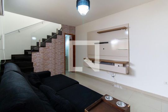 Sala de casa de condomínio à venda com 2 quartos, 105m² em Vila Esperança, São Paulo