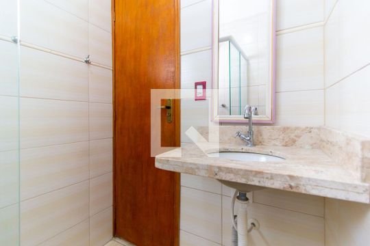 Banheiro da Suíte 01 de casa de condomínio à venda com 2 quartos, 105m² em Vila Esperança, São Paulo
