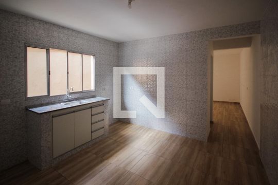 Cozinha de casa para alugar com 1 quarto, 65m² em Jardim Botucatu, São Paulo