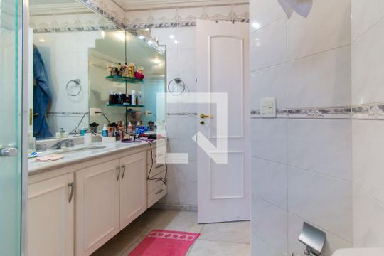 Banheiro da Suíte 1 de apartamento à venda com 4 quartos, 303m² em Jardim Anália Franco, São Paulo