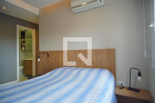 Quarto Suíte de apartamento à venda com 2 quartos, 60m² em São Sebastião, Porto Alegre