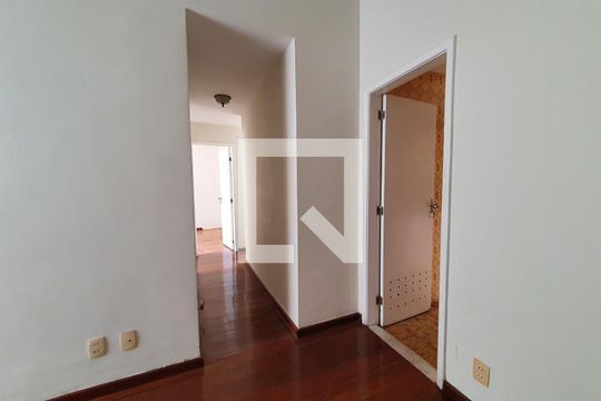 Sala de apartamento para alugar com 2 quartos, 54m² em Maracanã, Rio de Janeiro