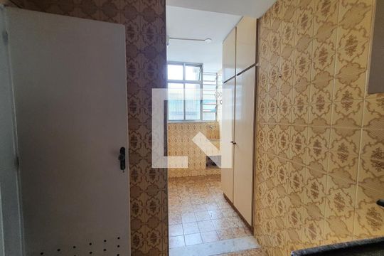 Área de Serviço de apartamento para alugar com 2 quartos, 54m² em Maracanã, Rio de Janeiro