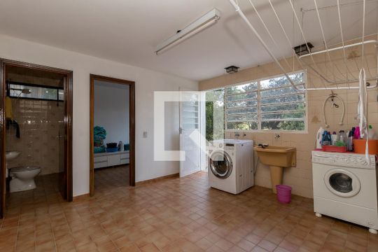 Área de serviço de casa à venda com 5 quartos, 800m² em Chácara Malota, Jundiaí