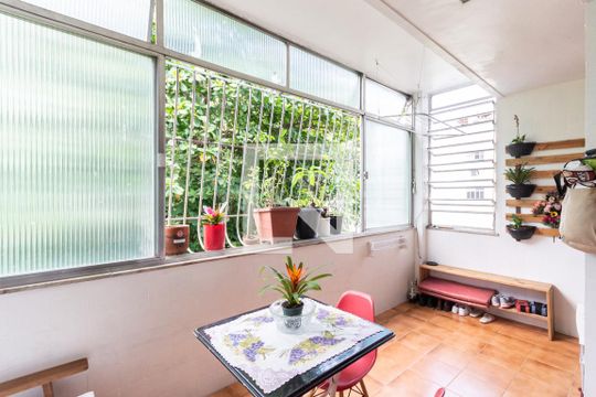 Cozinha e Área de Serviço de apartamento à venda com 3 quartos, 120m² em Rio Comprido, Rio de Janeiro