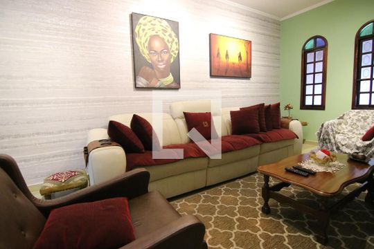 Sala de casa à venda com 3 quartos, 150m² em Cidade Patriarca, São Paulo
