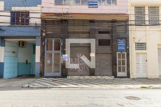 Entrada de apartamento à venda com 2 quartos, 70m² em Cambuci, São Paulo