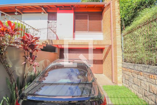 Garagem de casa à venda com 3 quartos, 380m² em Centro, São Leopoldo