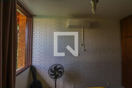 Quarto 1 de casa à venda com 3 quartos, 380m² em Centro, São Leopoldo