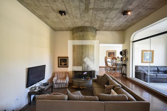 Sala de casa à venda com 4 quartos, 750m² em Cidade Jardim, São Paulo