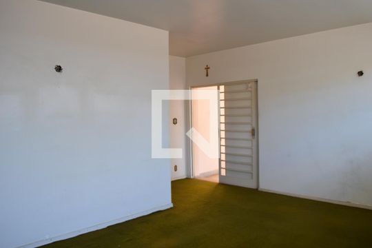 Sala de casa à venda com 3 quartos, 220m² em Jardim Dom Bosco, Campinas