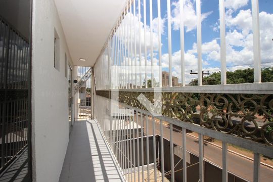 Sacada de apartamento para alugar com 2 quartos, 90m² em Ceilândia, Brasília