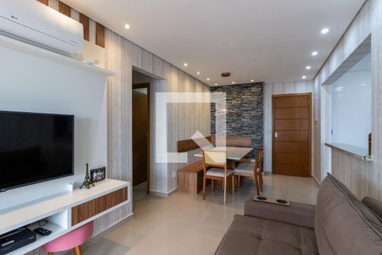 Sala de apartamento para alugar com 2 quartos, 87m² em Aviação, Praia Grande