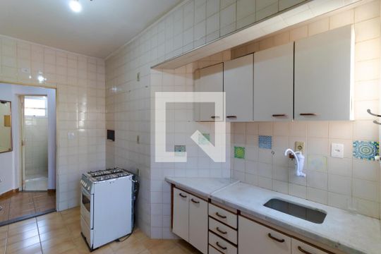Cozinha de apartamento à venda com 1 quarto, 45m² em Centro, Campinas