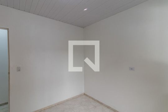Quarto de casa para alugar com 1 quarto, 35m² em Vila Liviero , São Paulo