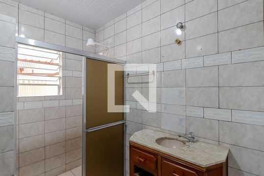 Banheiro  de casa para alugar com 1 quarto, 35m² em Vila Liviero , São Paulo