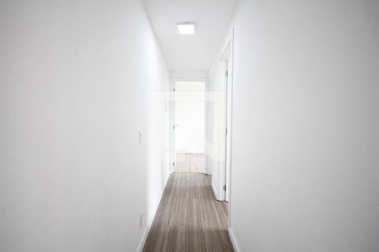 Corredor de apartamento à venda com 2 quartos, 45m² em Cambuci, São Paulo