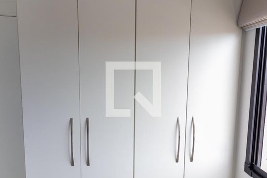 Quarto 1 de apartamento à venda com 3 quartos, 64m² em Del Castilho, Rio de Janeiro