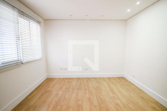 sala de casa de condomínio à venda com 3 quartos, 160m² em Carandiru, São Paulo