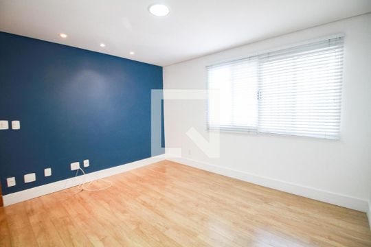 sala de casa de condomínio à venda com 3 quartos, 160m² em Carandiru, São Paulo