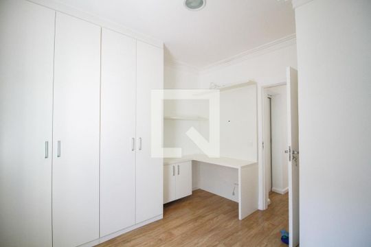 quarto 1 de casa de condomínio à venda com 3 quartos, 160m² em Carandiru, São Paulo