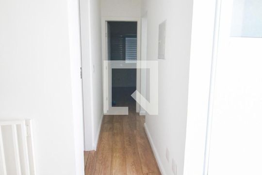 corredor de casa de condomínio à venda com 3 quartos, 160m² em Carandiru, São Paulo