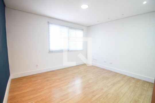 sala de casa de condomínio à venda com 3 quartos, 160m² em Carandiru, São Paulo
