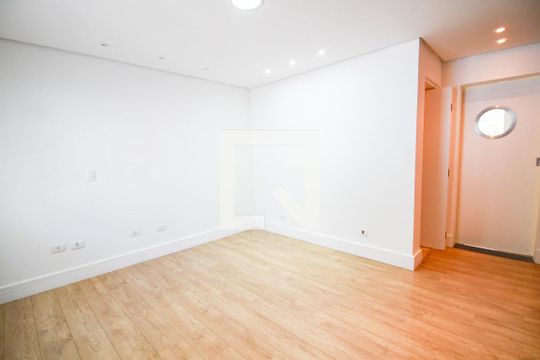 sala de casa de condomínio à venda com 3 quartos, 160m² em Carandiru, São Paulo