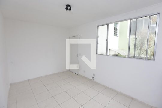sala de apartamento para alugar com 2 quartos, 46m² em Chácaras Reunidas Santa Terezinha, Contagem