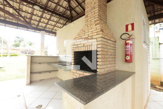 Área comum - Churrasqueira de apartamento para alugar com 2 quartos, 46m² em Chácaras Reunidas Santa Terezinha, Contagem
