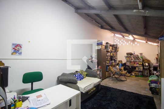 Salão Extra dos Fundos de casa à venda com 3 quartos, 200m² em Vila Romana, São Paulo