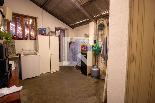 Area de Serviço de casa à venda com 3 quartos, 200m² em Vila Romana, São Paulo