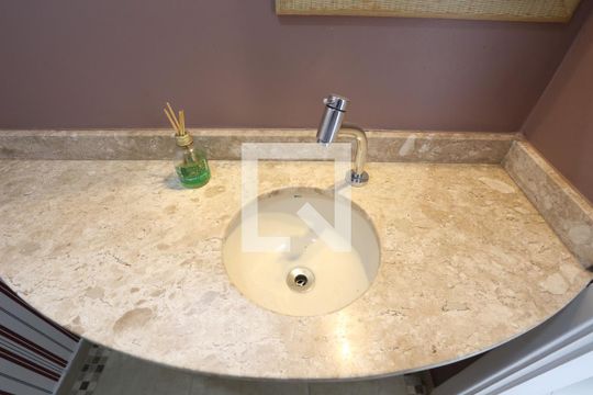 Lavabo de casa de condomínio à venda com 3 quartos, 110m² em Cangaíba, São Paulo