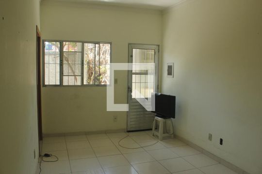 Casa à venda com 5 quartos, 290m² em Vila da Paz, São Paulo