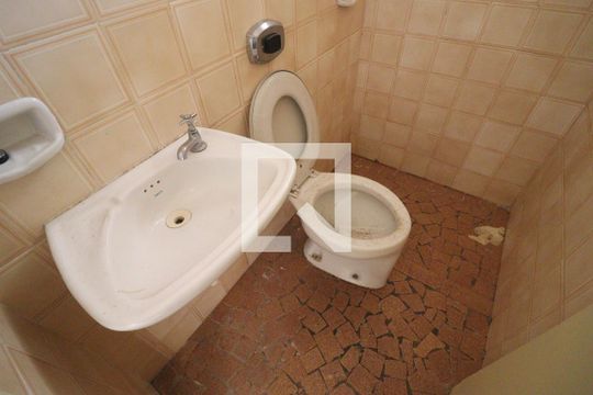 Banheiro  de casa à venda com 1 quarto, 600m² em Casa Verde Alta, São Paulo