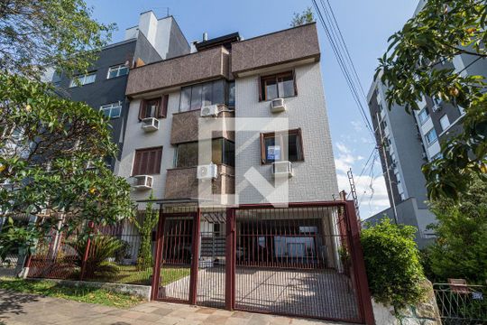 Fachada do Prédio de apartamento para alugar com 1 quarto, 55m² em São João, Porto Alegre