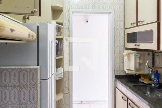 Cozinha e Área de Serviço de apartamento para alugar com 1 quarto, 37m² em Rio Comprido, Rio de Janeiro