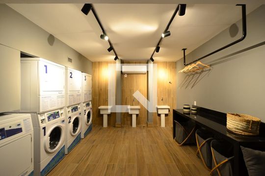 Lavanderia de kitnet/studio para alugar com 1 quarto, 24m² em Vila Clementino, São Paulo