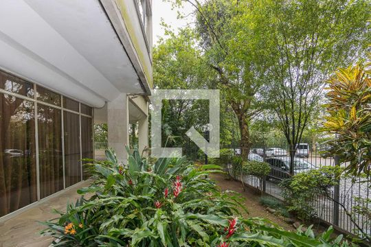 Área comum de apartamento à venda com 3 quartos, 170m² em Moinhos de Vento, Porto Alegre