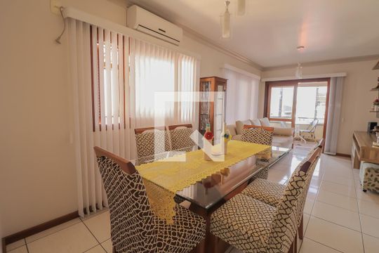 Sala de apartamento à venda com 2 quartos, 100m² em Centro, São Leopoldo