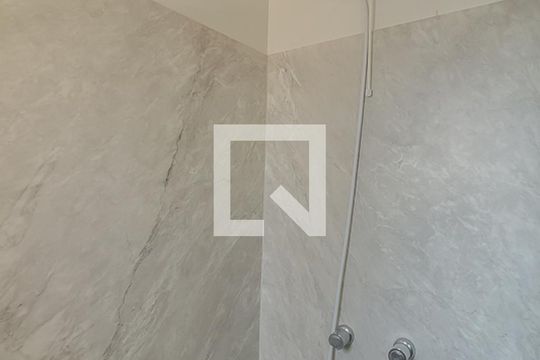 Banheiro do Quarto 2 de apartamento à venda com 2 quartos, 100m² em Centro, São Leopoldo