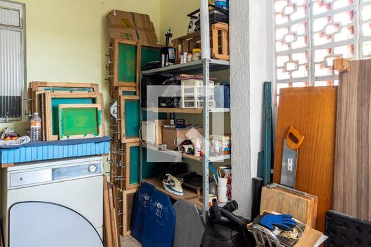 Casa 2 - Serviço/Entrada de casa para alugar com 4 quartos, 340m² em Jardim Bom Clima, Guarulhos